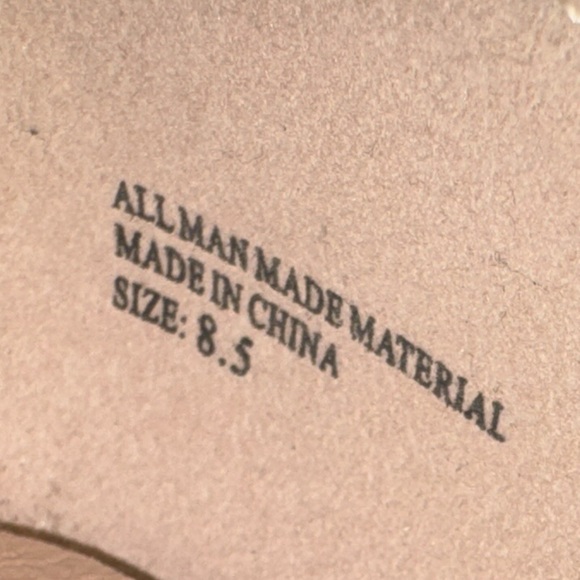 Restricted Metallic Silver Scalloped D’Orsay Flats - Picture 6 of 6